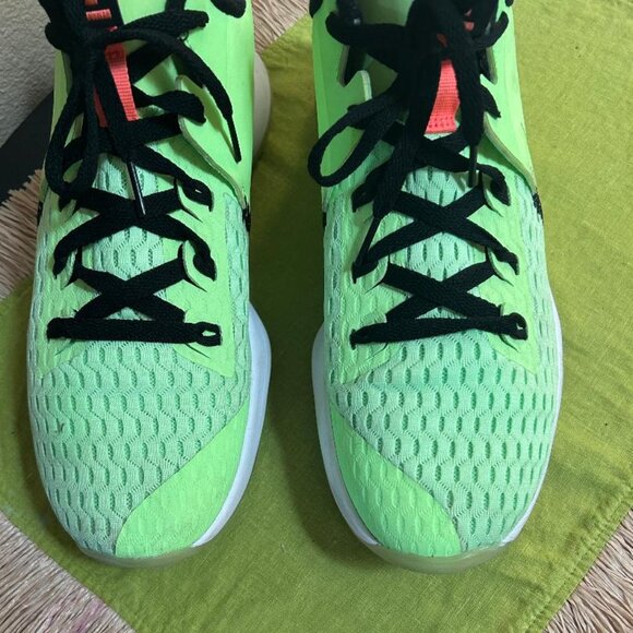 NIKE LEBRON WITNESS 5 \